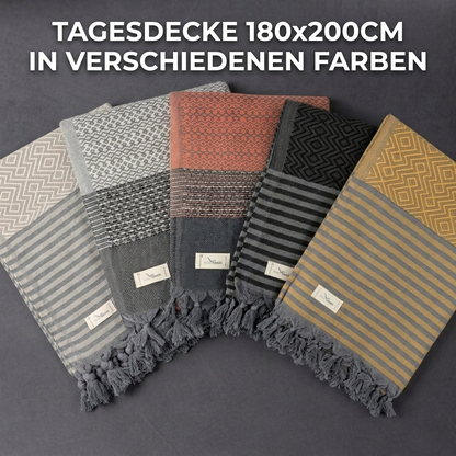 Moderne Tagesdecke mit geometrischem Muster und Fransen 1,80m x 2,00m