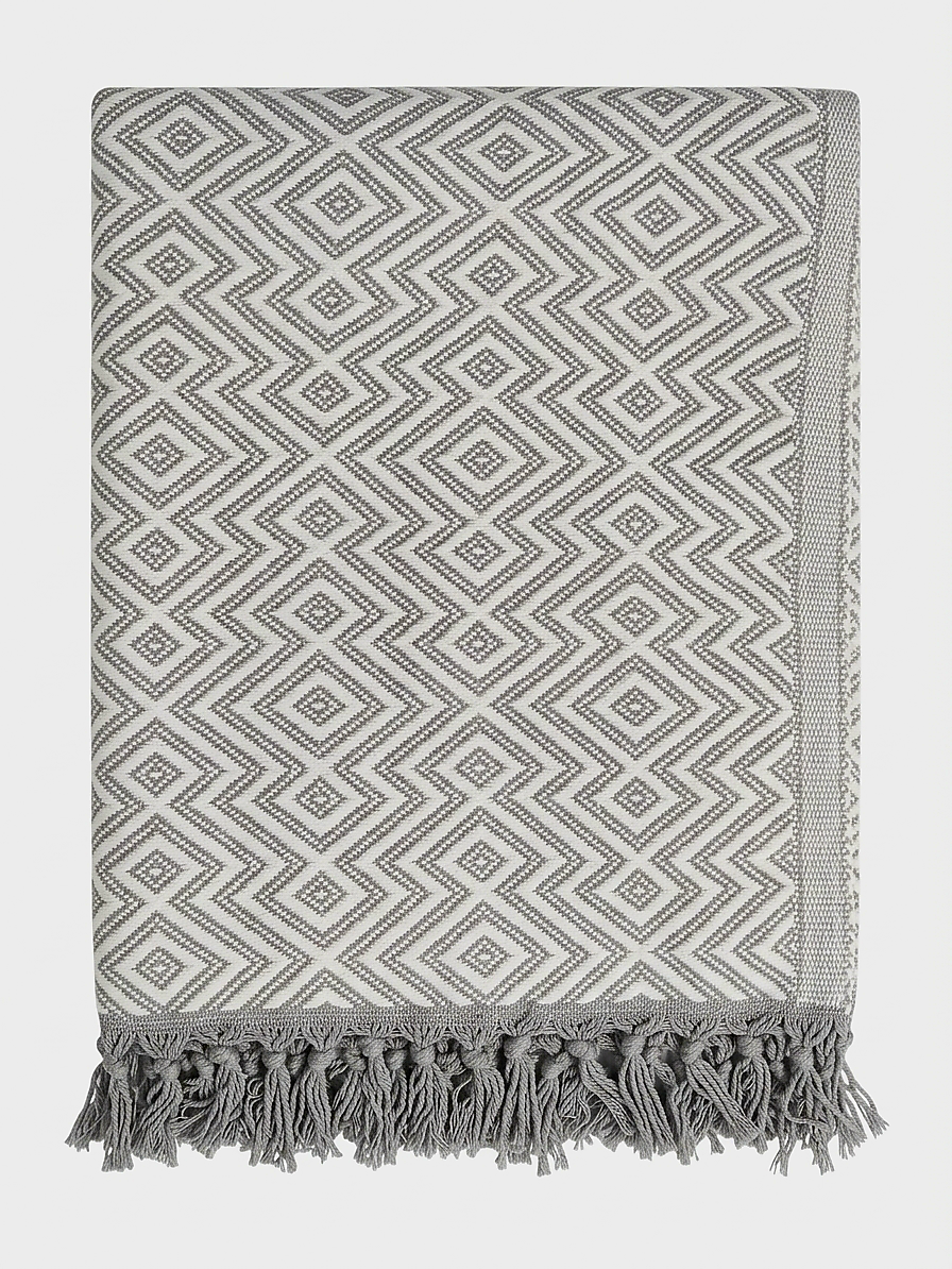 MaxxGoods Tagesdecke mit geometrischen Muster & Franzen 130 x 200 cm